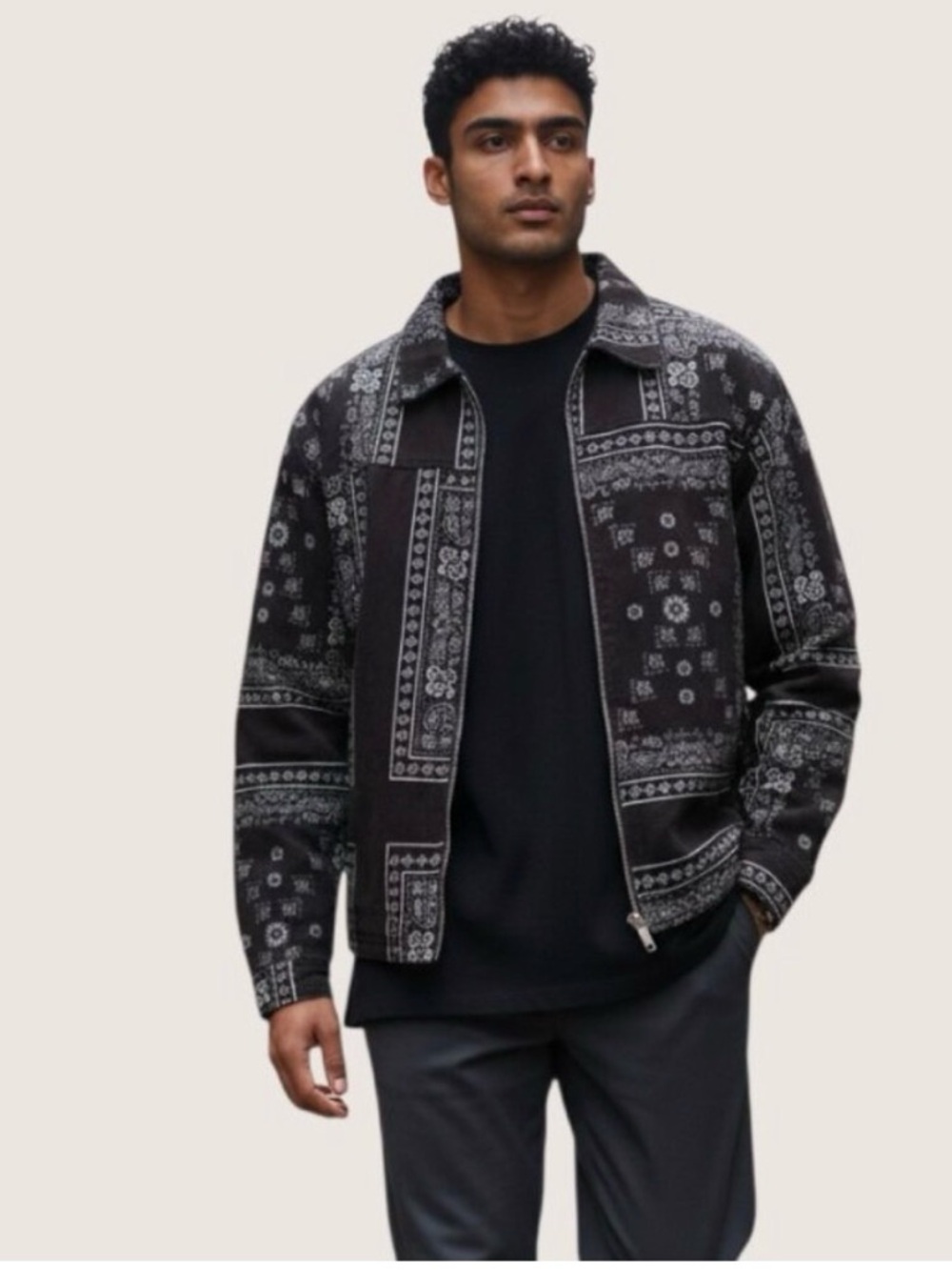 Zara Men's Black and White Bandana Print Quilted Interior Jacket Size US XL